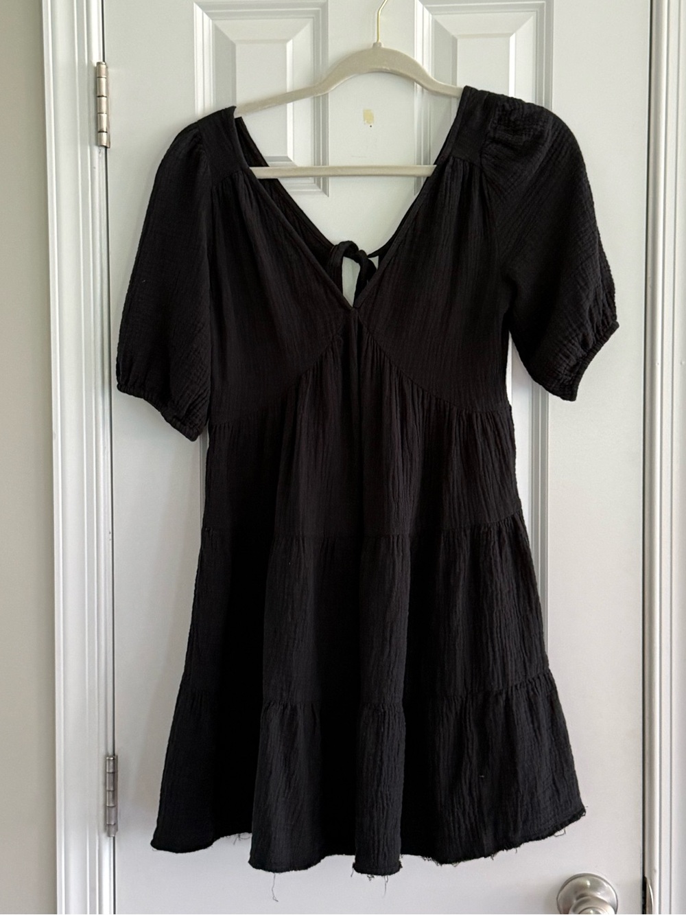 aerie Black Tiered V-Neck Short Sleeve Dress with Tie-Back